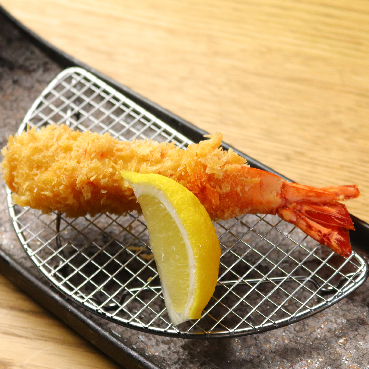 eEATサイド_単品えび 大海老カツ(1本)|神田でカツのテイクアウト・デリバリーならつらら