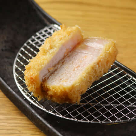 特選山形豚ロースカツ（60g）｜神田でカツのテイクアウト・デリバリーならつらら